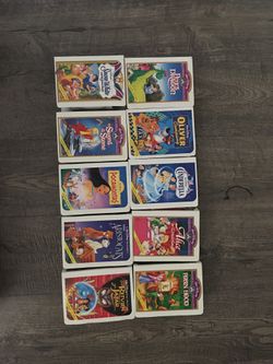 Walt Disney collection of Disney toys from McDonald’s from 1995