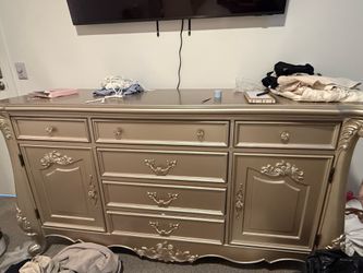 Elegant Gold Vintage Dresser / Buffet Cabinet with Storage