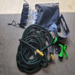 Water Garden Hose With Spray Nozzle 100 Feet