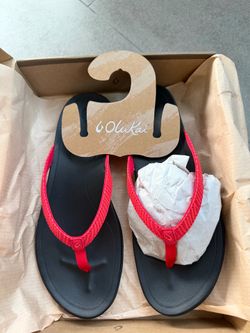 OluKai Ho‘opio Women's Flip Flops Sandals Black Red Sz 10 Beach Comfort New