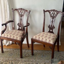 Set of 8 Chippendale style dining chairs by Maitland Smith in mahogany