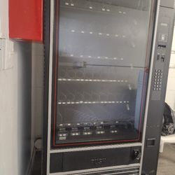Vending Machine 250Obo Serious Buyers Only Pick Up Today