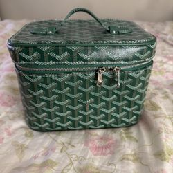 Vanity Bag With Strap 