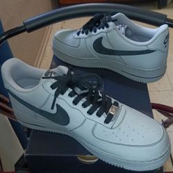 Nike Air Force 1 07 LV8 Wolf Grey Black Stitching Size 10.5 Mens Brand New in the Box Asking $100 Firm on the Price 