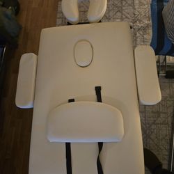 Massage table - like new