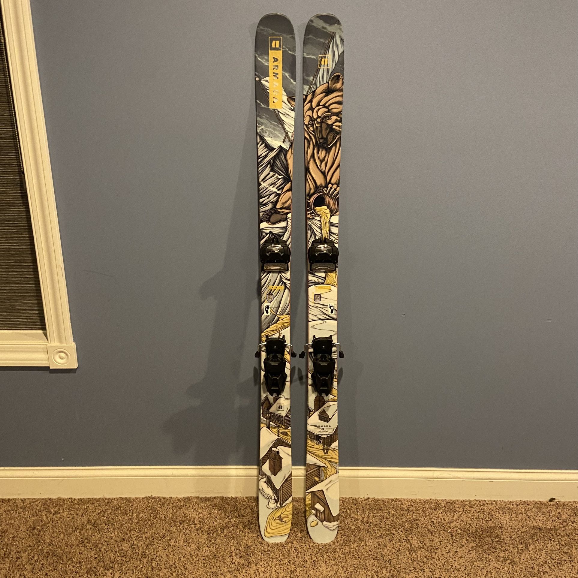 Armada ARV 96 Skis 170cm With Bindings