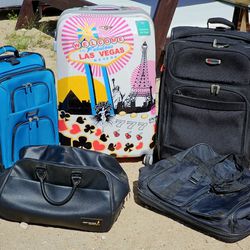 Luggages & Travel Bags / Maletas De Viaje. 