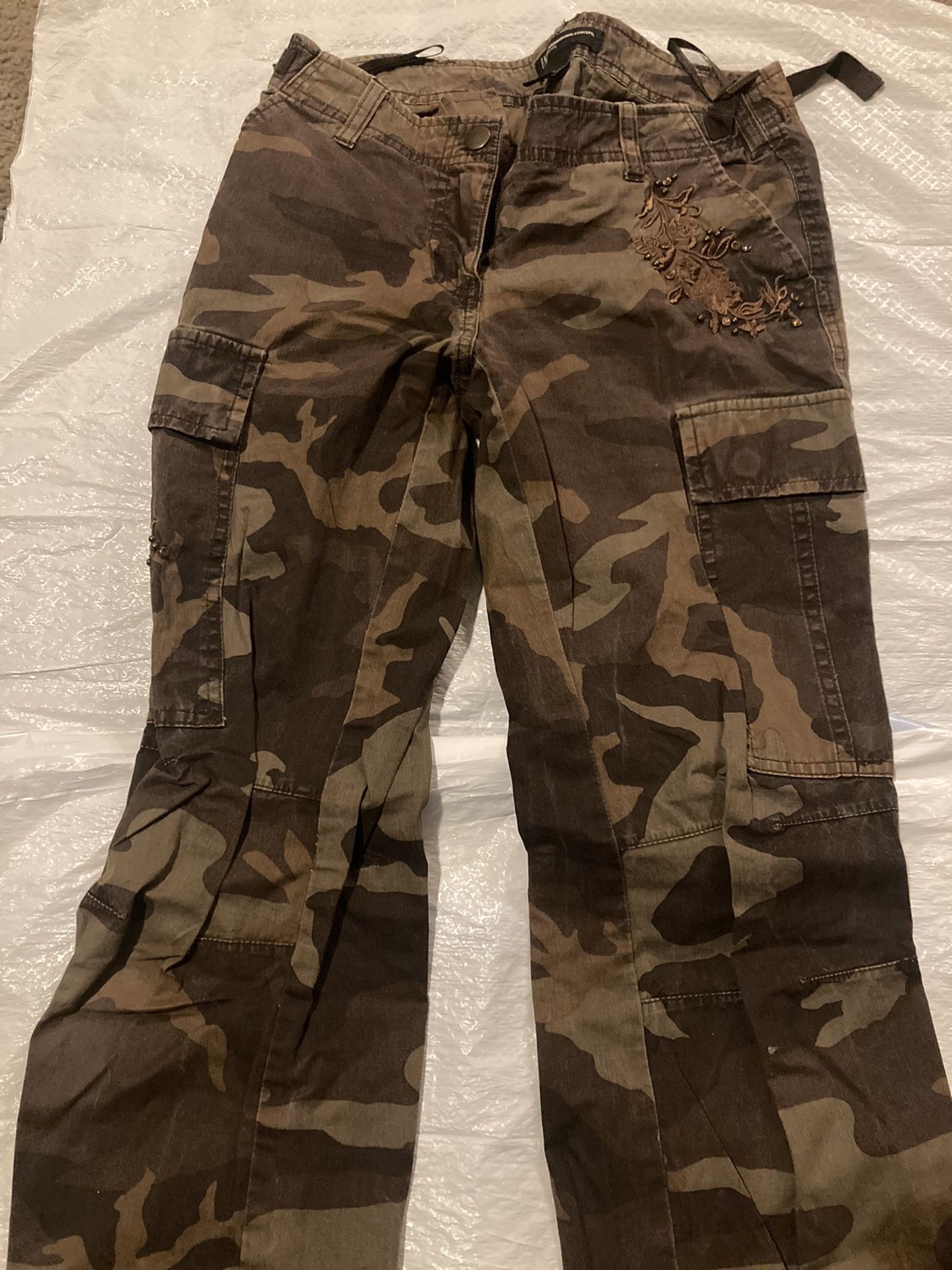 Womens Cargo Pants Bundle’s 