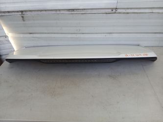 2019-2024 Ford Edge tailgate Molding