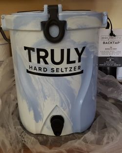 Brumate Backtap Backpack 3 Gallon Cooler