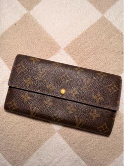 Louis Vuitton Sarah wallet