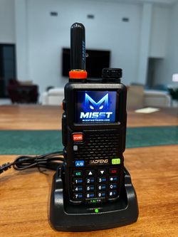PRE-PROGRAMMED RADIO READY TO MONITOR OUT THE BOX