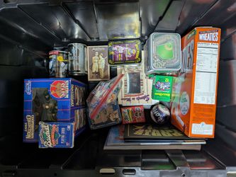 Lot of 90s Baseball Memorabilia