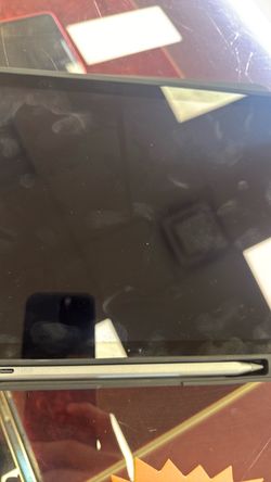 Apple Ipad 10th gen with pen