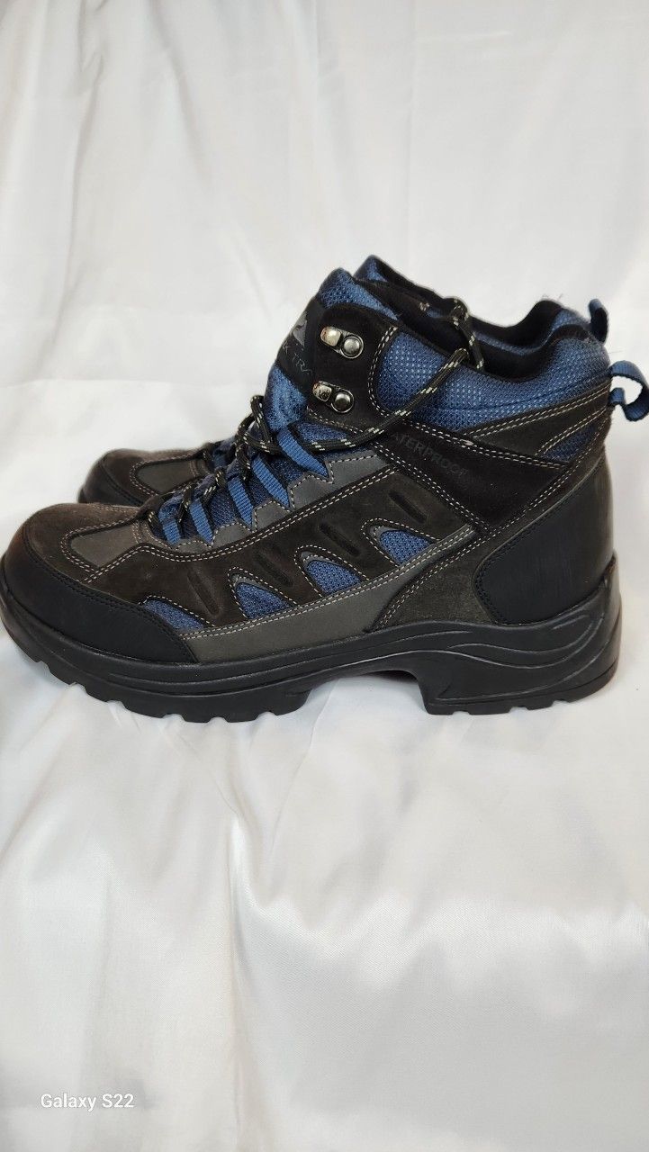 Ozark Trail Men Hiking Boots