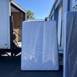 Queen Mattress Packed In Bags