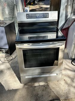 Frigidaire Stainless Steel Induction Oven 