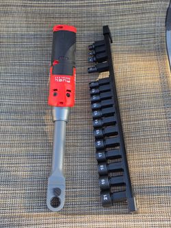 Milwaukee M12 FUEL INSIDER 12V Lithium-Ion Brushless Cordless 1/4 in. - 3/8 in. Extended Reach Box Ratchet (Tool-Only)Brand New