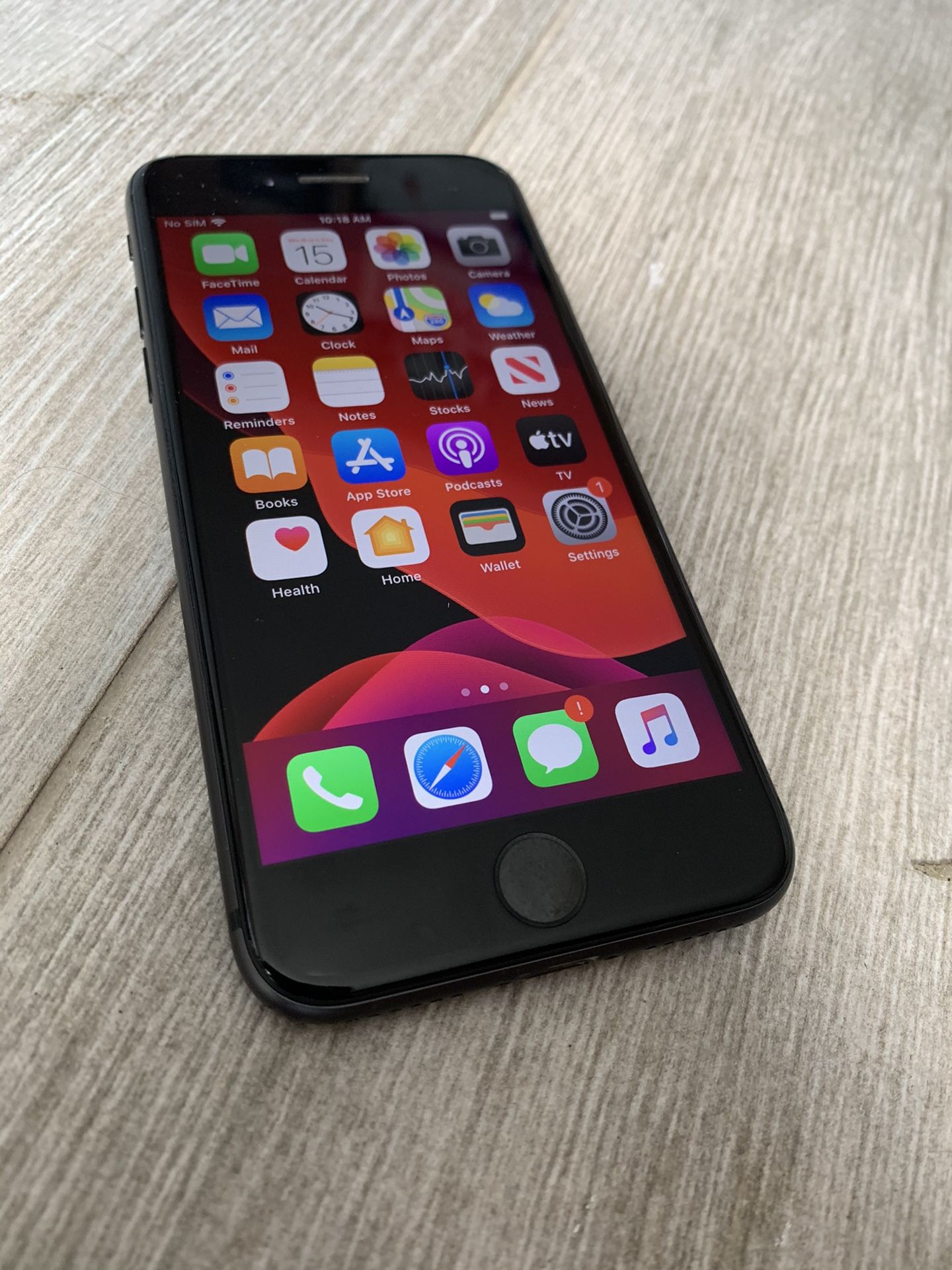 iPhone 8 64GB UNLOCKED FOR ANY CARRIER w/charger