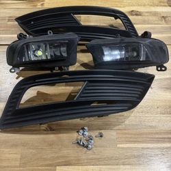 2013 Audi a4 oem Fog lights with grill 