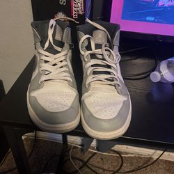 Jordan 1 Mid Size 13