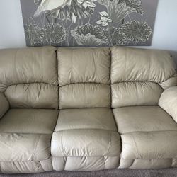 Tan Leather Couch With Pull Out Bed