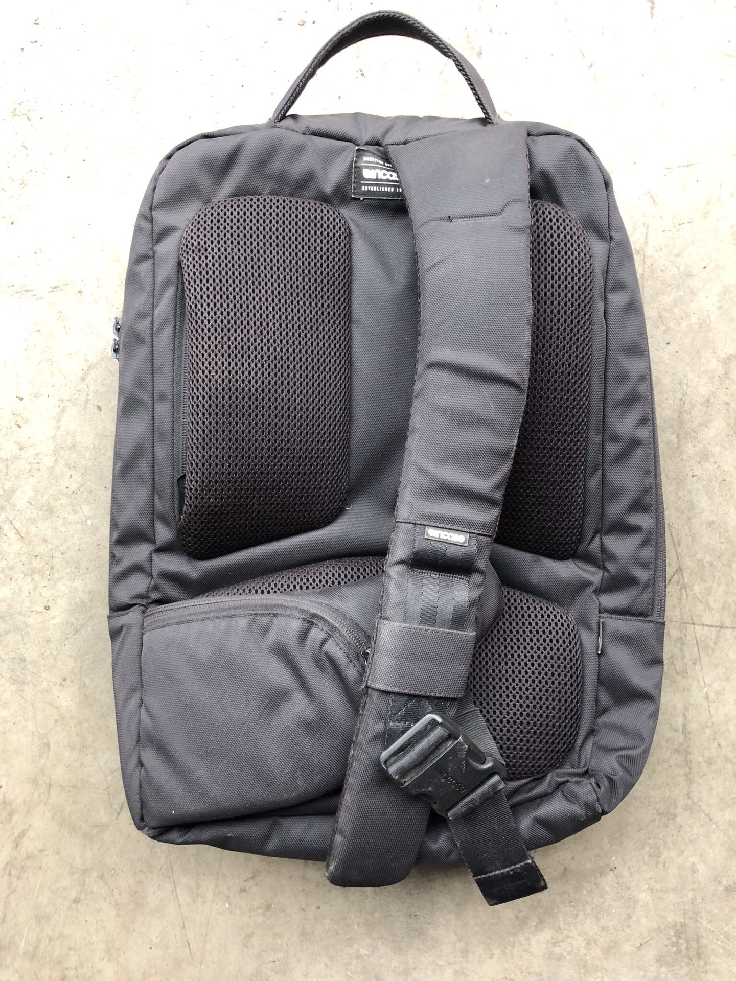 Incase Slim laptop backpack bag with padded sleeve.