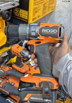 Ridgid 18v subcompact brushless hammer drill with battery