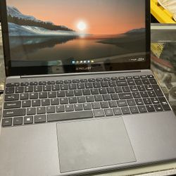 TECLAST LAPTOP SAME COMPANY AS GATEWAY  128GB SSD 14 Inch IN GOOD CONDITION 