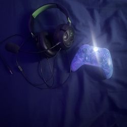 Xbox Controller With A Headset 