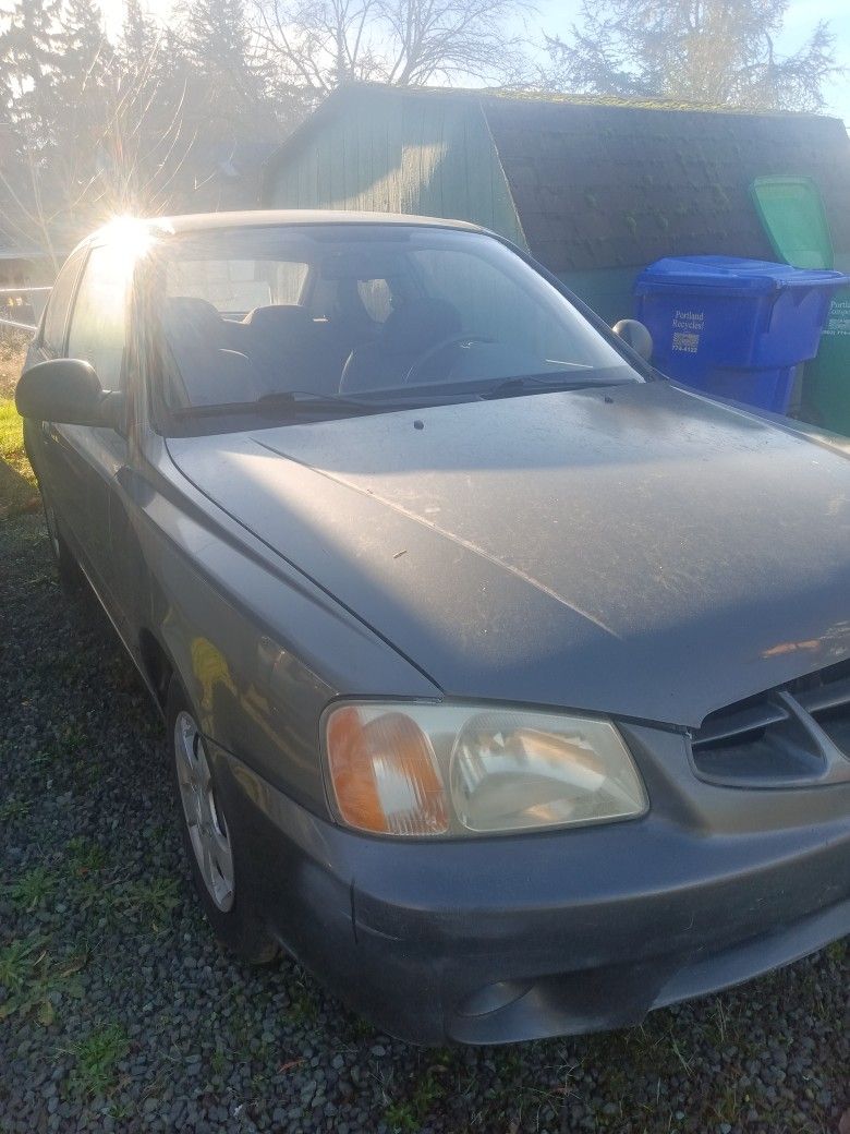 2002 Hyundai Accent