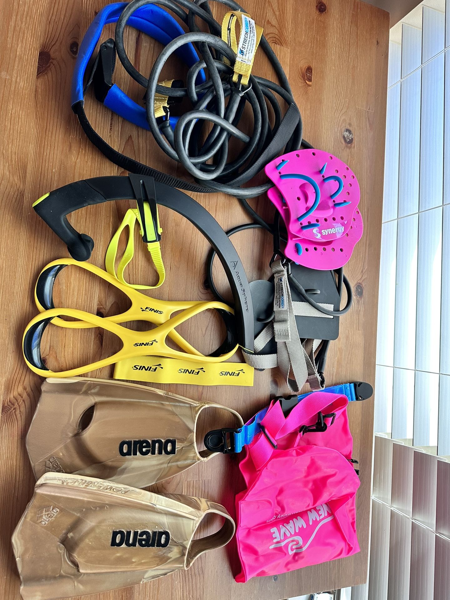 Swimming, equipment, open water, training, arena, paddle, flippers, snorkel, arena, synergy, finis