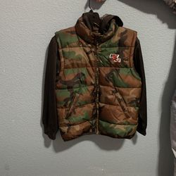 Big boys Jordan jacket Size Medium 10/12