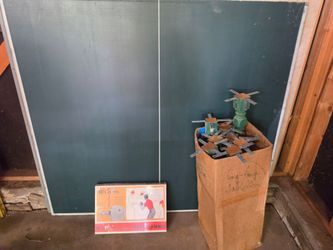 Vintage Table Tennis/Ping Pon Table Set