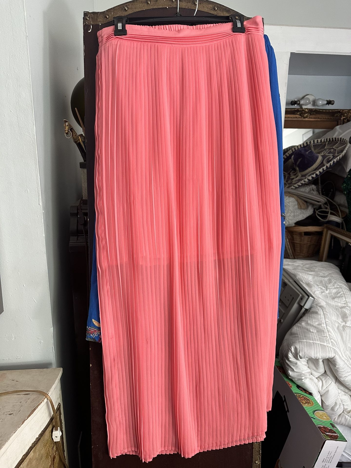 Women’s Skirt