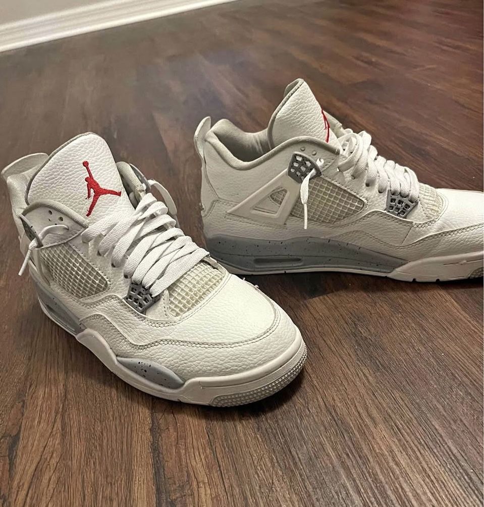 Air Jordan 4