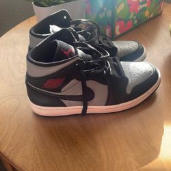 Jordan 1s Size 7.5