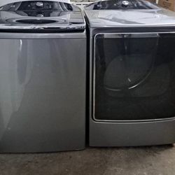 Whirlpool Washer & Electric Dryer 