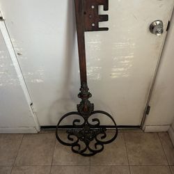Cool 4ft Tall Metal/tin Key Decor