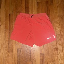 Nike Shorts Orange