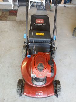 Toro Recycler Gas Push Lawn Mower