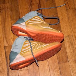 Used Yeezy Basketball Quantum – No Box 9