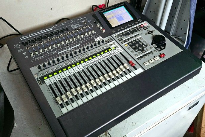 Roland Vs 2480