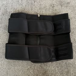 Waist Trainer Medium Or Small Only !!