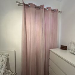 PINK CURTAINS & CURTAIN ROD