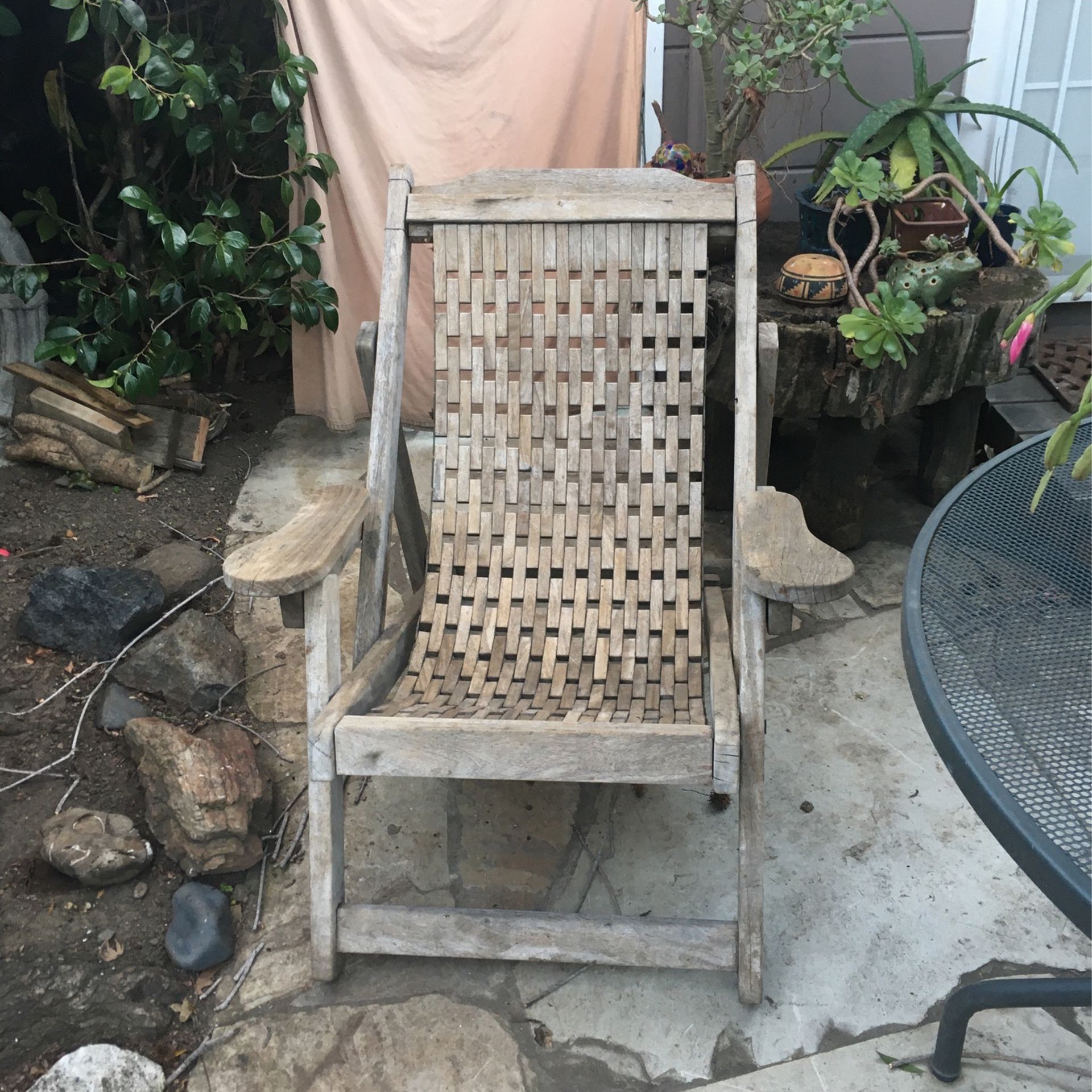 Adjustable Woven Wood Patio Chair
