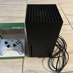 Microsoft Xbox Series X With 1 Controller 