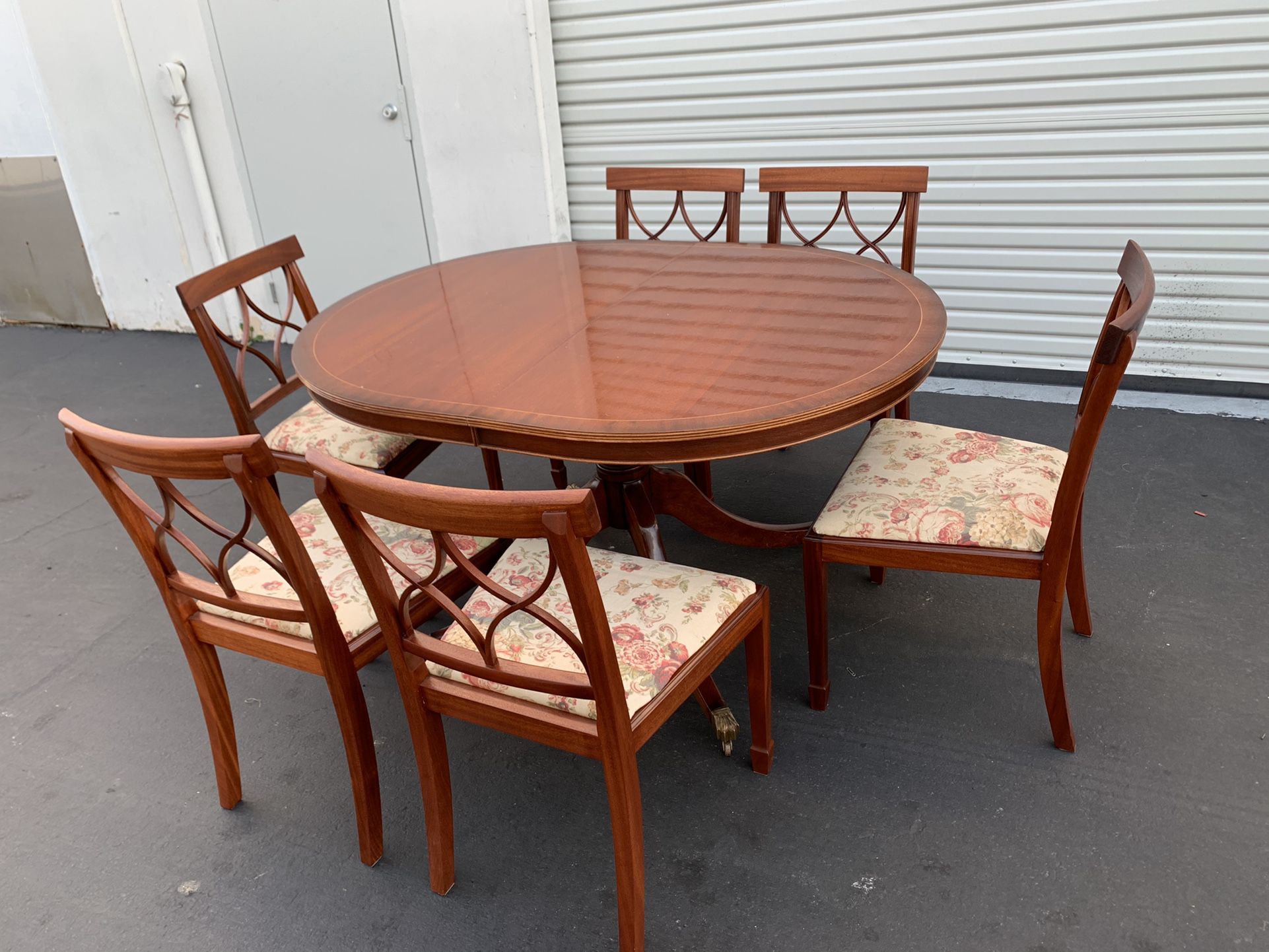 Charles Barr England Vintage Solid Wood Dining Table with 6 Chairs Very Good Condition