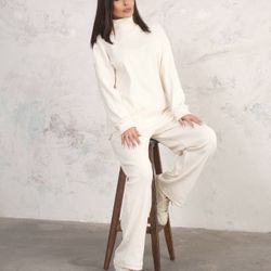 Tunic And Pants White Set Lightweight 