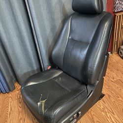 2007 Lexus LS 460 driver seat
